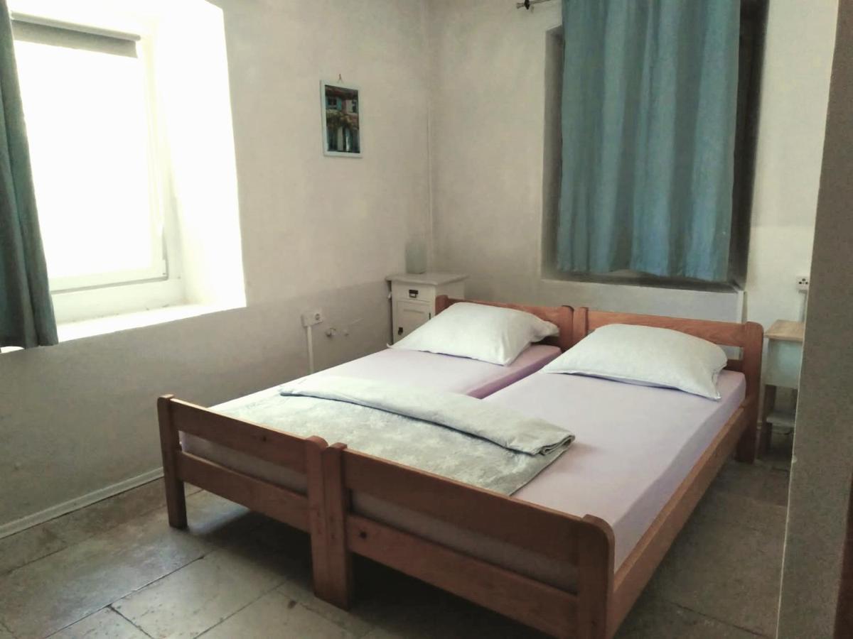 Nerezine apartmany CENTRUM Exterior foto